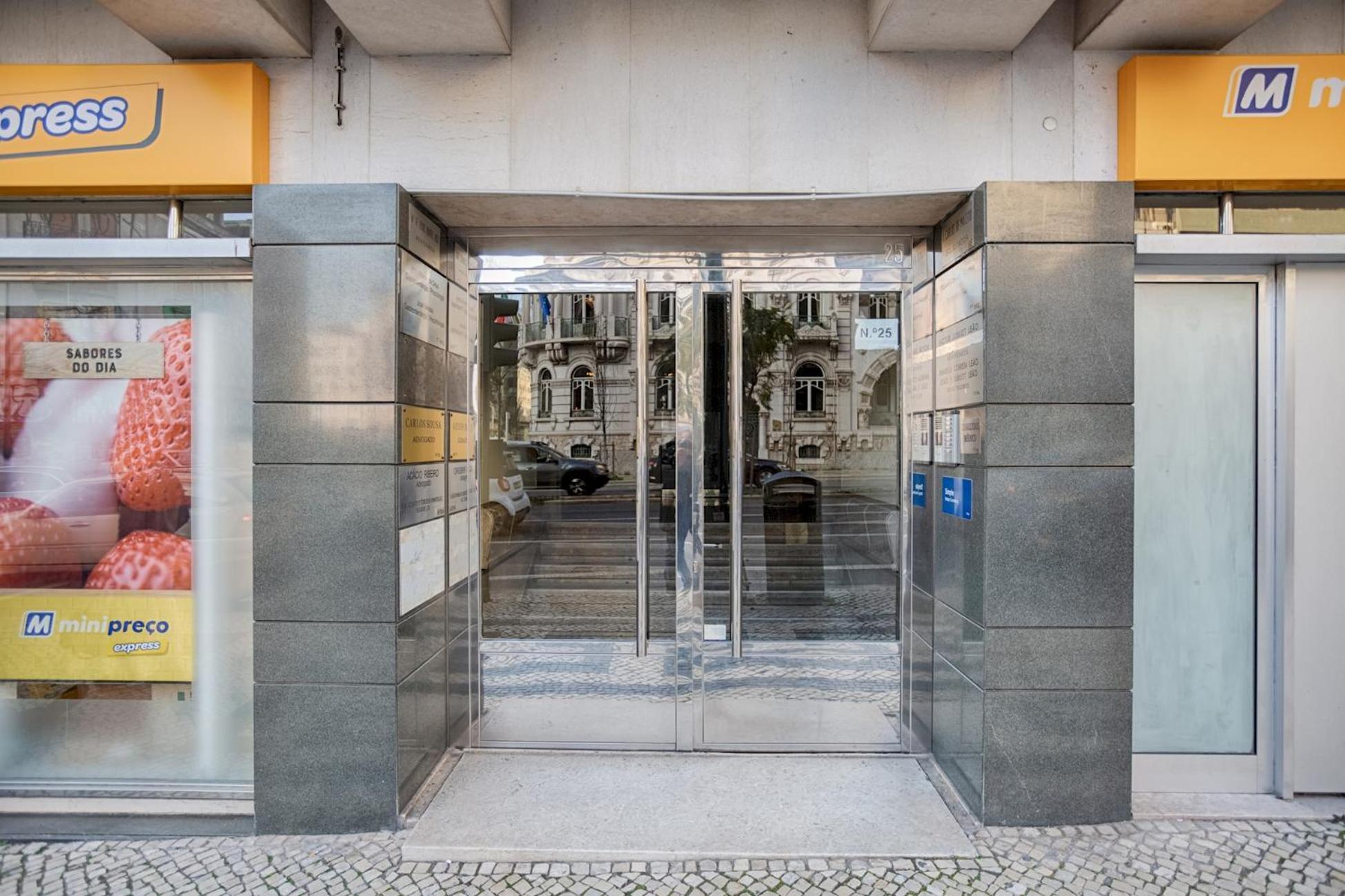 Deco Gem In City Center Lisbon Bagian luar foto